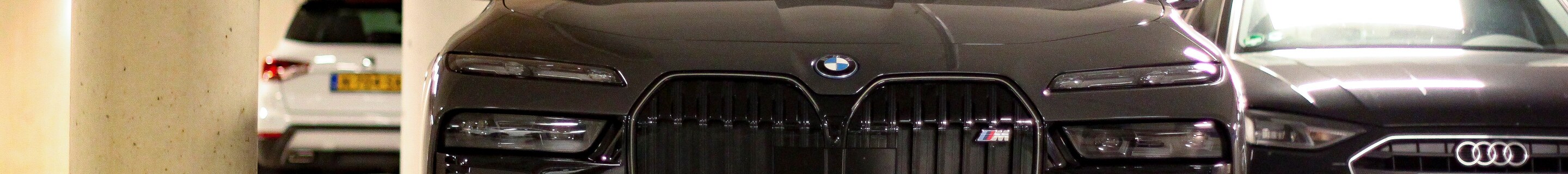 BMW M760e xDrive