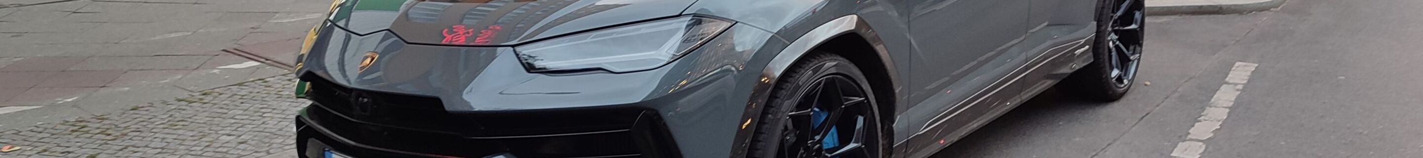 Lamborghini Urus Performante