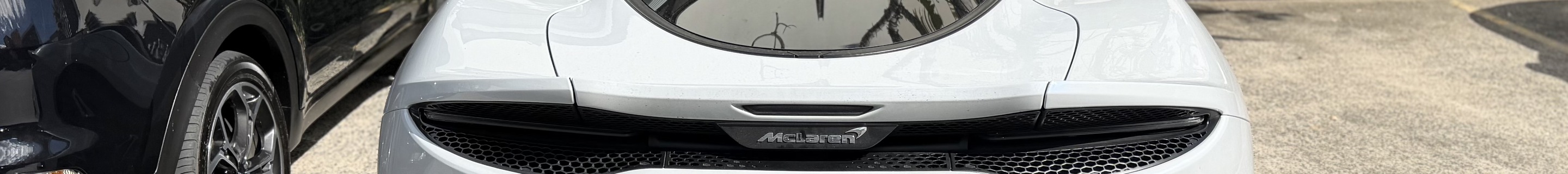 McLaren GT