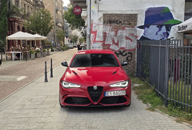 Alfa Romeo Giulia Quadrifoglio 2023