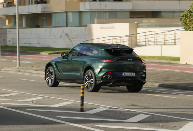 Aston Martin DBX707