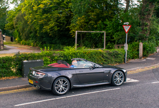Aston Martin V8 Vantage Roadster