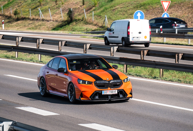 BMW M5 G90