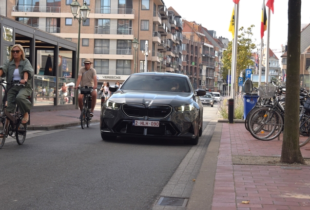BMW M5 G90