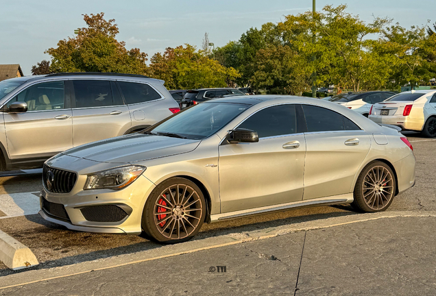 Mercedes-Benz CLA 45 AMG C117