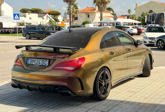 Mercedes-Benz CLA 45 AMG C117