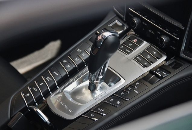 Porsche 970 Panamera Turbo MkI
