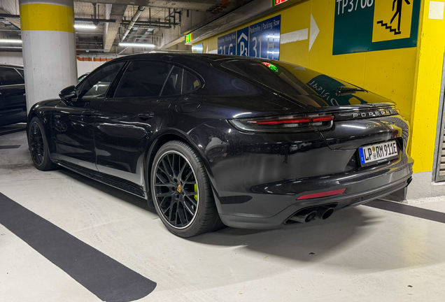 Porsche 971 Panamera Turbo S E-Hybrid MkI