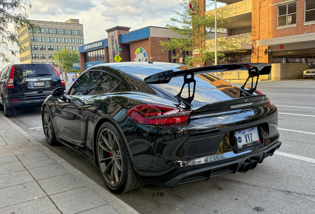Porsche 981 Cayman GT4