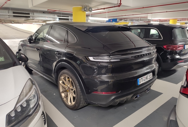 Porsche Cayenne Coupé Turbo E-Hybrid