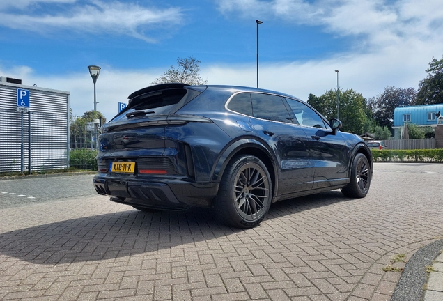 Porsche Cayenne Turbo Electric
