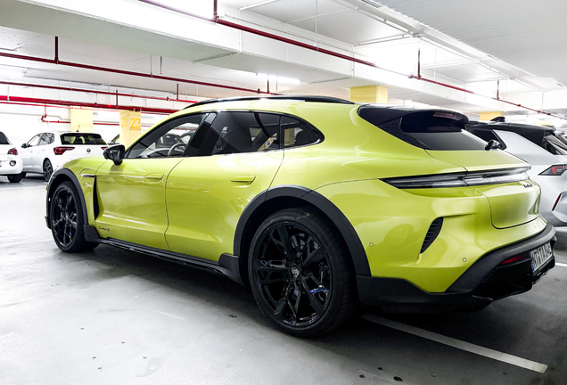 Porsche Taycan Turbo S Cross Turismo MkII
