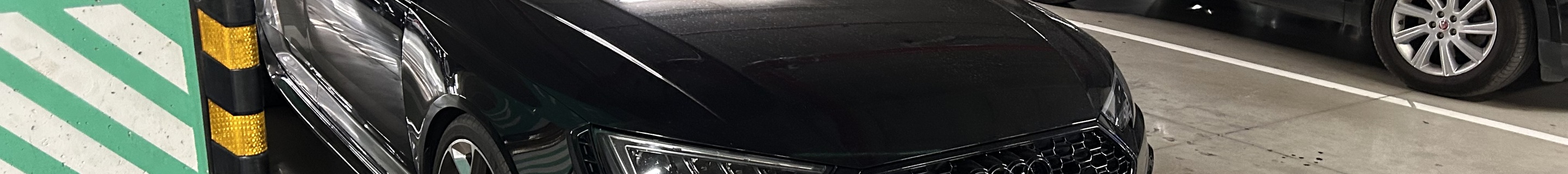 Audi RS4 Avant B9