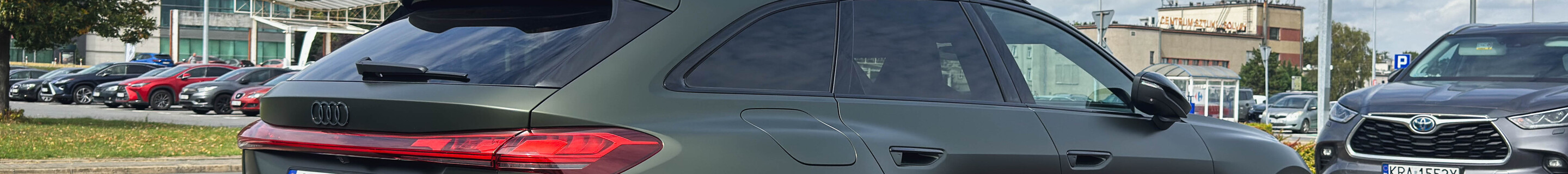 Audi RS5 Avant B10