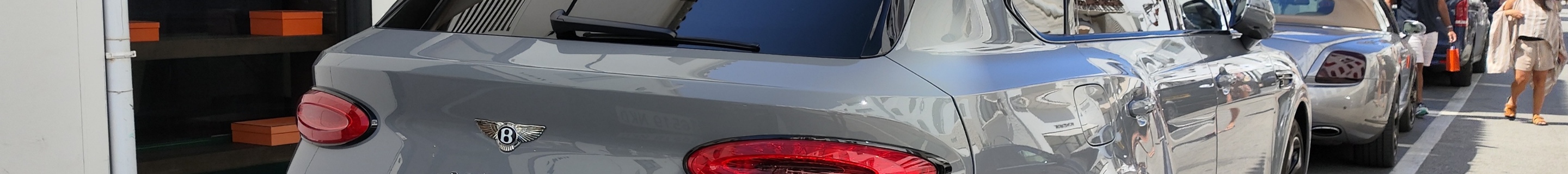 Bentley Bentayga Hybrid 2021