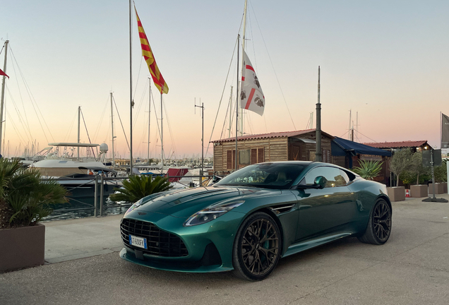 Aston Martin DB12
