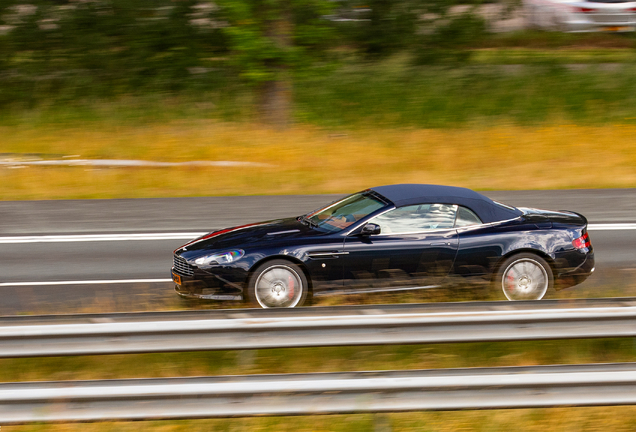 Aston Martin DB9 Volante