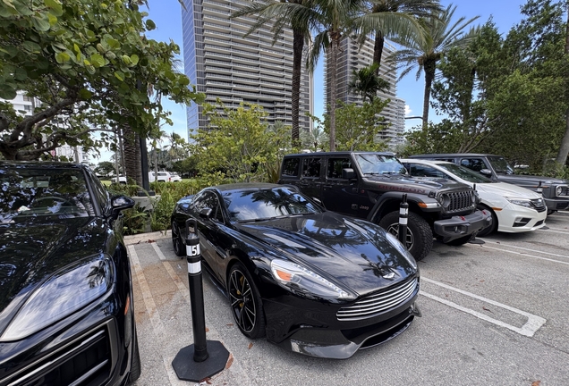 Aston Martin Vanquish 2013