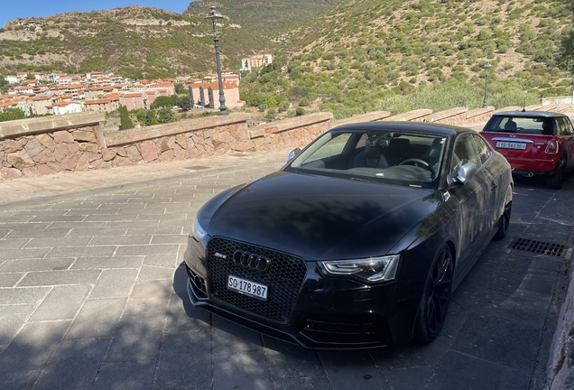 Audi RS5 B8 2012