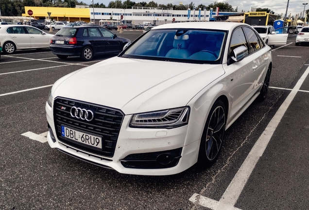 Audi S8 D4 Plus