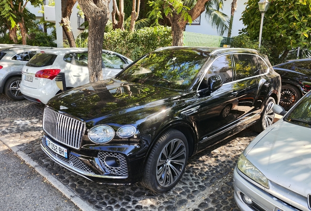 Bentley Bentayga Azure EWB First Edition