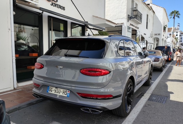 Bentley Bentayga Hybrid 2021
