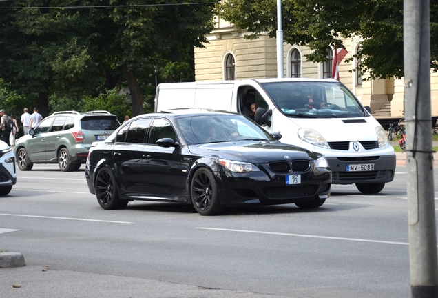 BMW M5 E60 2005