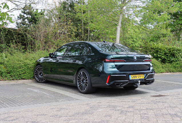 BMW M760e xDrive