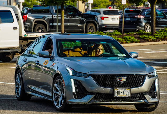 Cadillac CT5-V