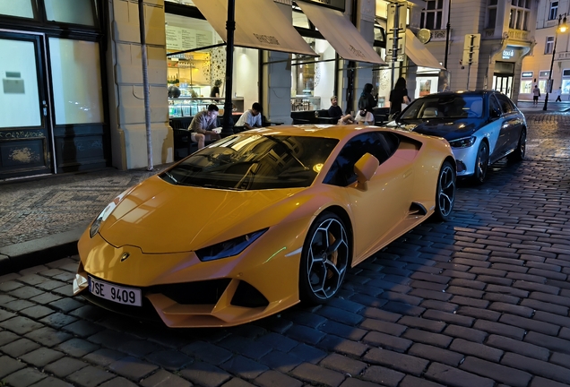 Lamborghini Huracán LP640-4 EVO