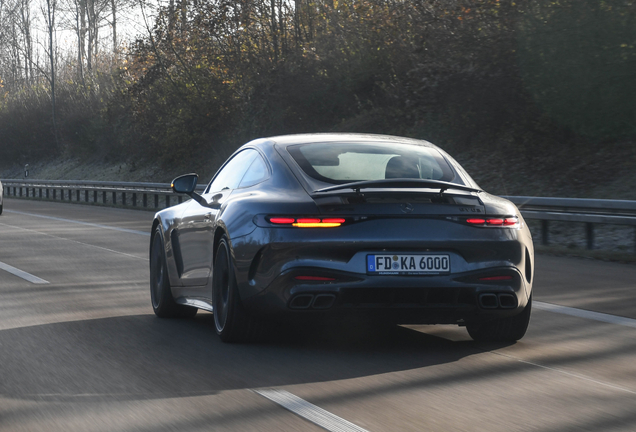 Mercedes-AMG GT 63 C192