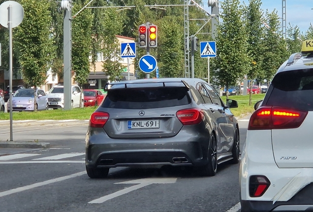 Mercedes-Benz A 45 AMG