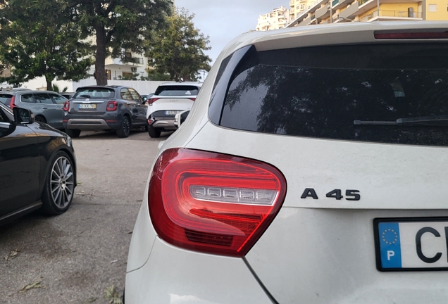 Mercedes-Benz A 45 AMG