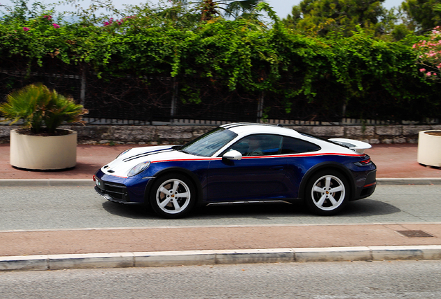 Porsche 992 Dakar