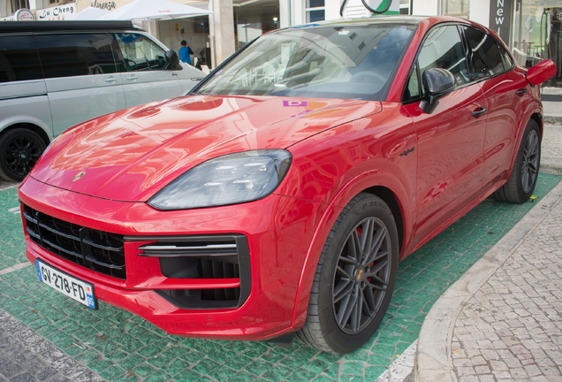 Porsche 9YA Cayenne Turbo E-Hybrid