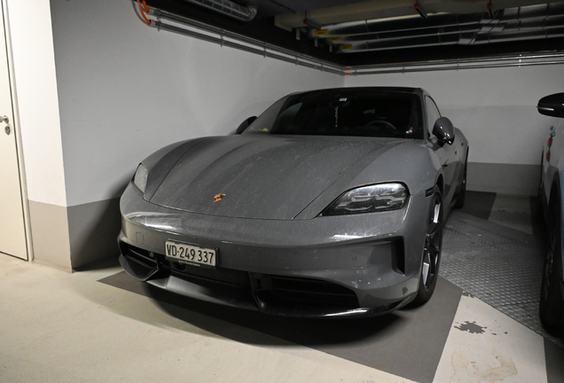 Porsche Taycan GTS Sport Turismo MkII