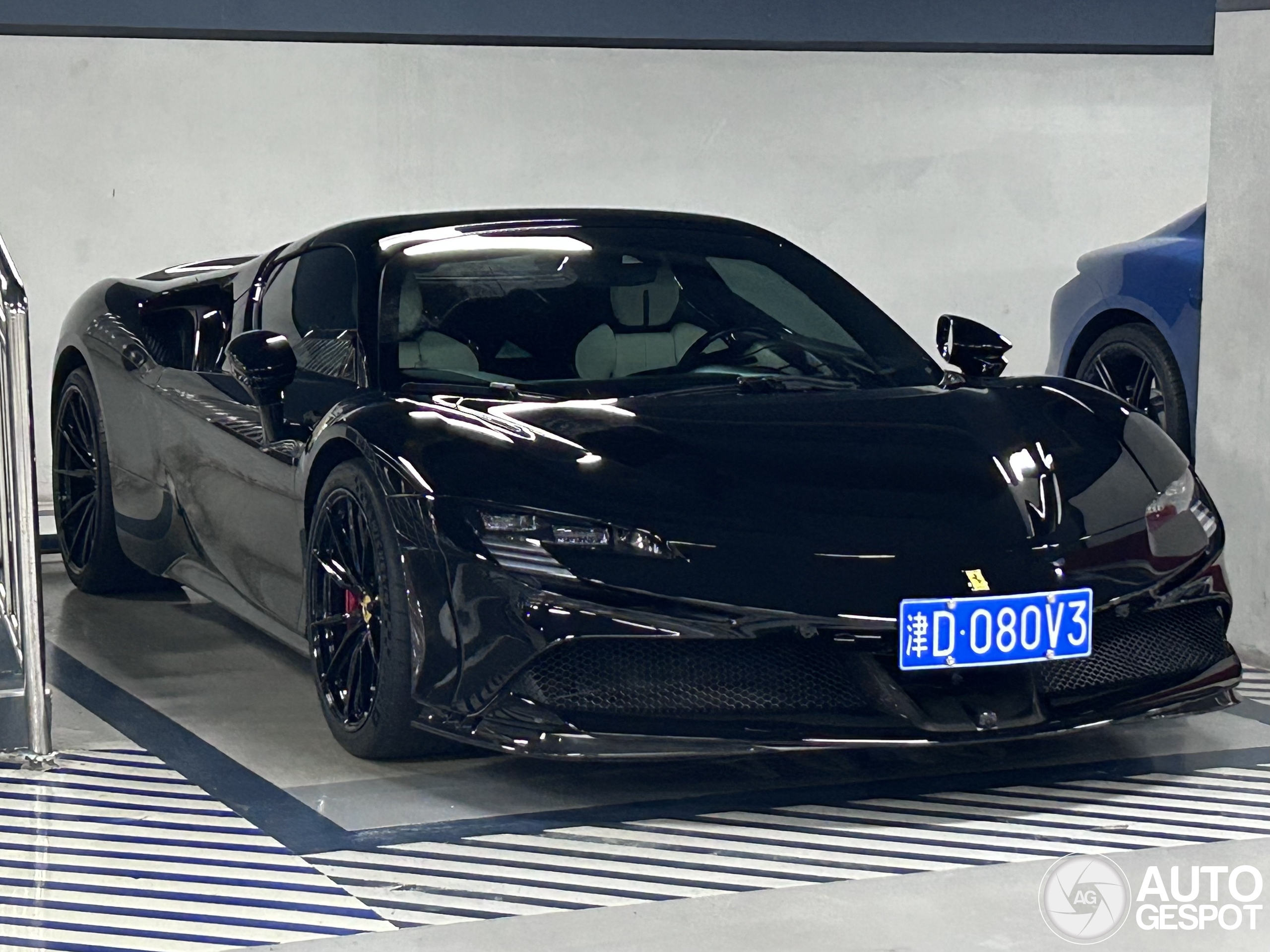 Ferrari SF90 Spider