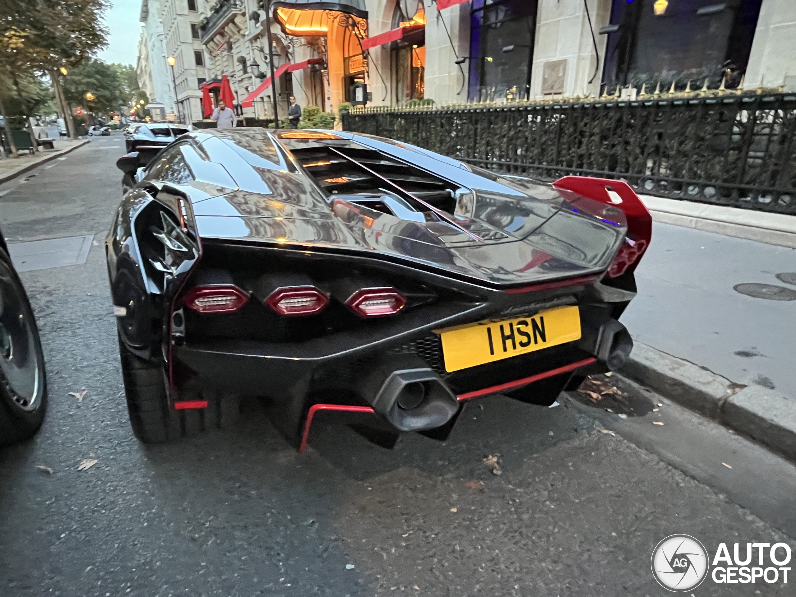 Lamborghini Sián FKP 37