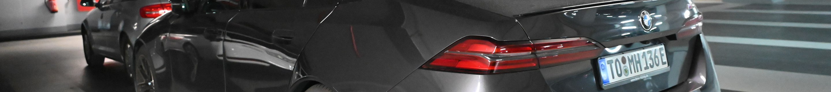 BMW M5 G90