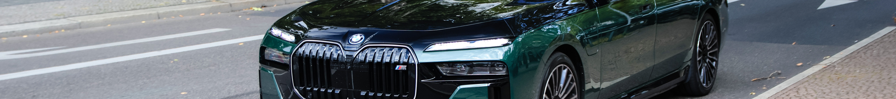 BMW M760e xDrive