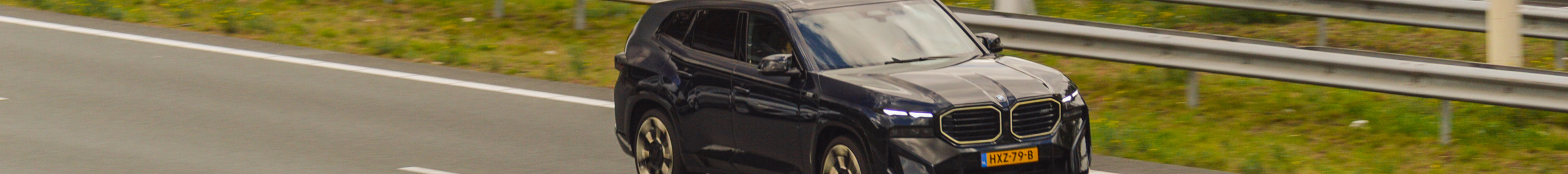 BMW XM G09