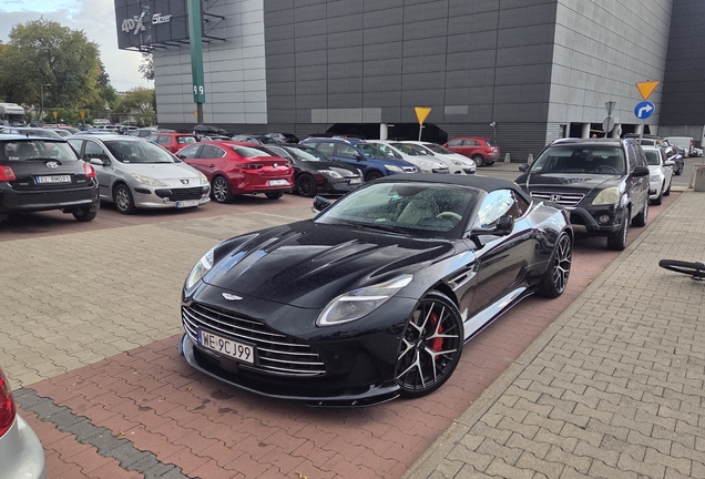 Aston Martin DB12 Volante