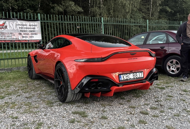 Aston Martin V8 Vantage 2018