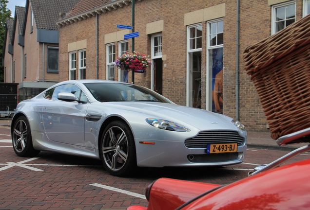 Aston Martin V8 Vantage N400