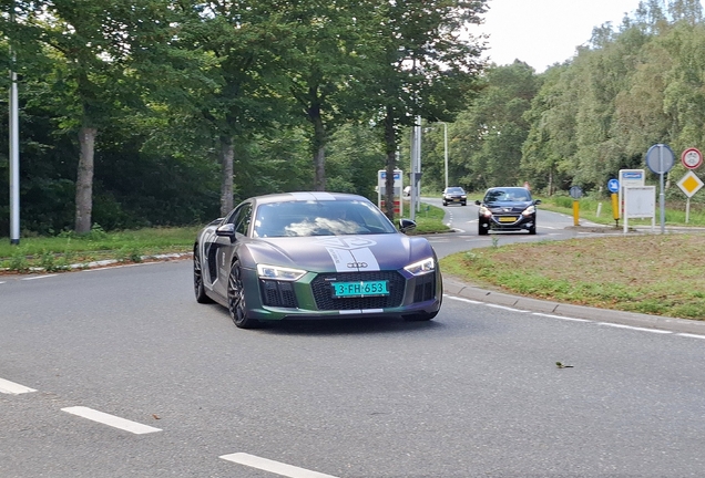 Audi R8 V10 Plus 2015
