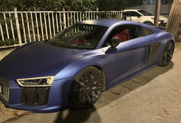 Audi R8 V10 Plus 2015