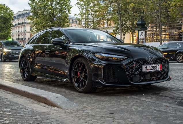 Audi RS5 Avant B10