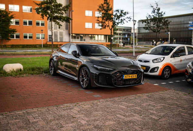 Audi RS5 Sedan B10