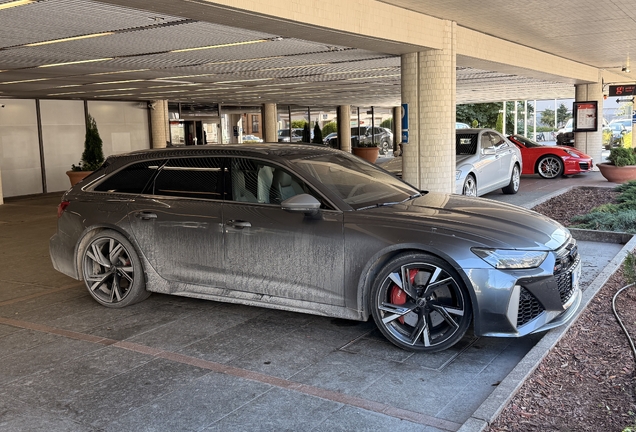 Audi RS6 Avant C8