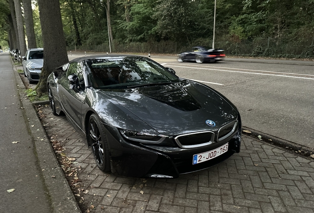 BMW i8 Roadster